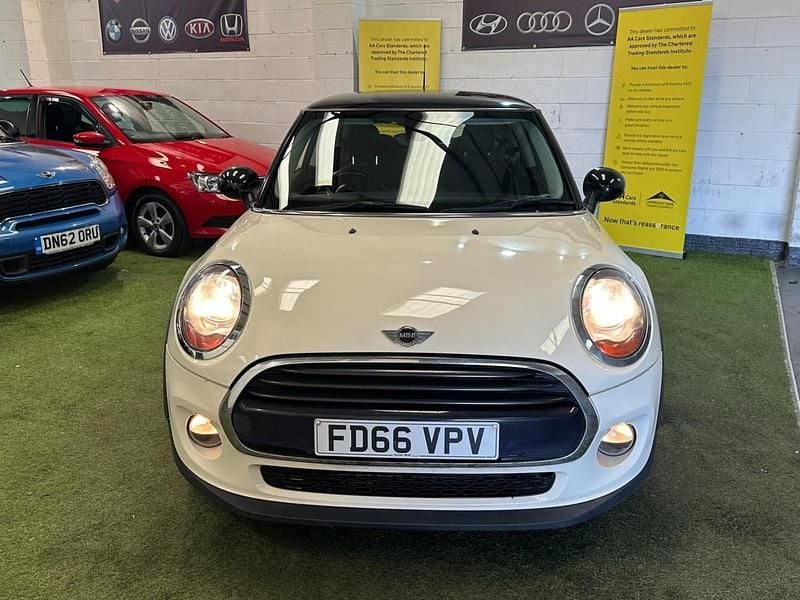 Used Mini Cooper D Hatch 116 HP (85 kW) 2016 White Hatchback