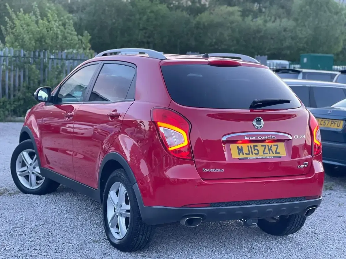 Used SsangYong Korando 2015 Red SUV