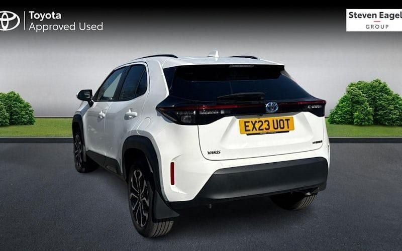 Used Toyota Yaris Hybrid Design 116 HP (85 kW) 2026 Estate