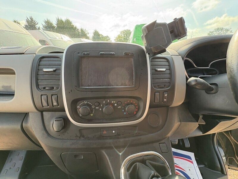 Image 4/4