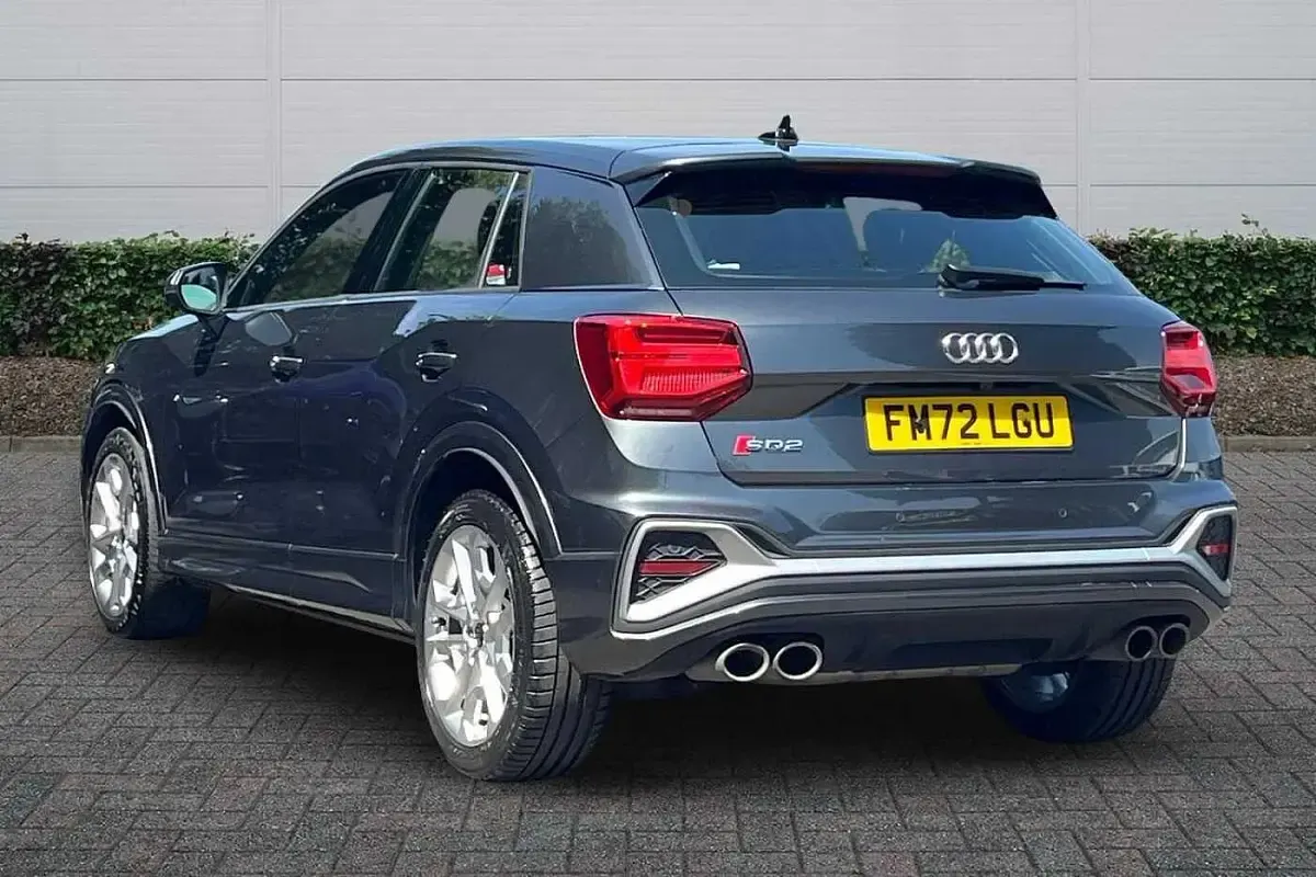 Used Audi SQ2 Design 300 HP (220 kW) 2022 Daytona grey pearlescent SUV