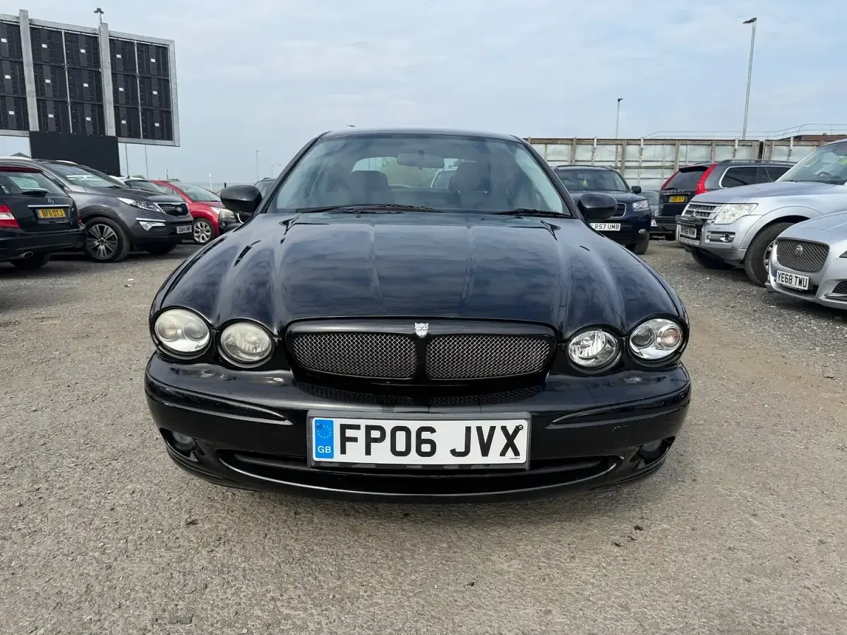 Used Jaguar X-type 155 HP (114 kW) 2006 Black Sedan