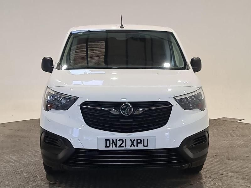 Used Vauxhall Combo 100 HP (73 kW) 2021 White Van