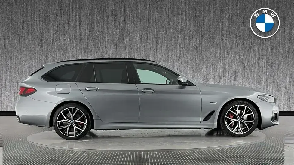 Used BMW 530e M Sport 288 HP (211 kW) 2022 Grey Estate