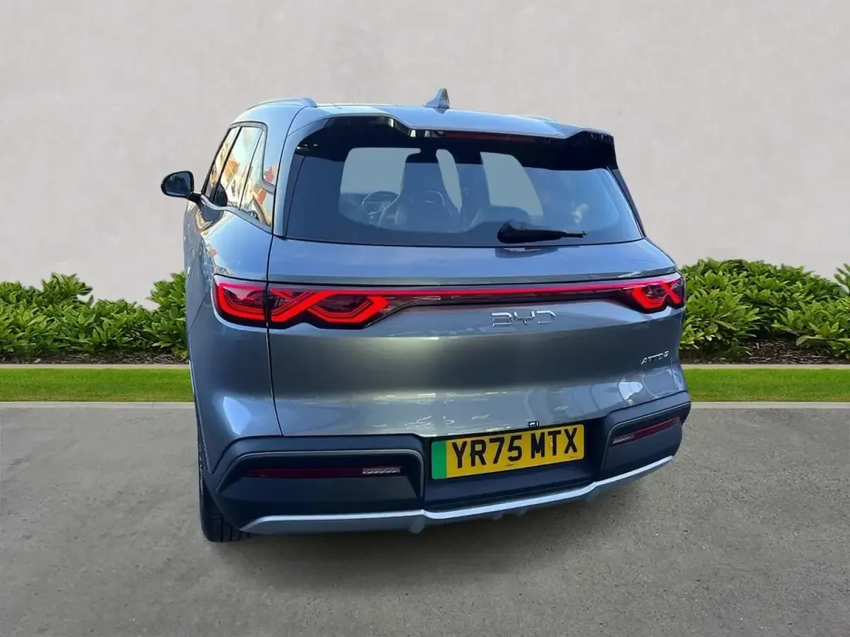 Usado BYD Atto 2 Boost 130 kW (177 HP) 2025 Cinzento SUV