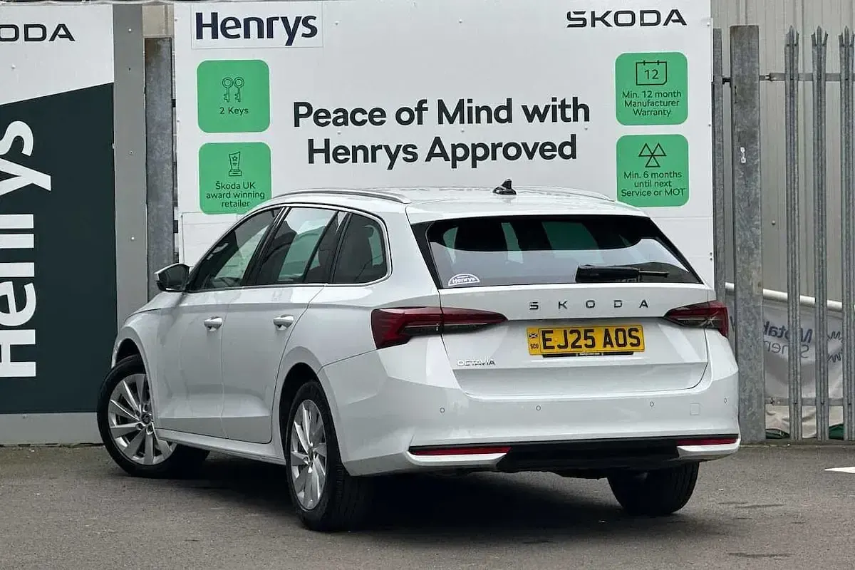 Begagnad Skoda Octavia SE L 150 HK (110 kW) 2025 Vit Kombi