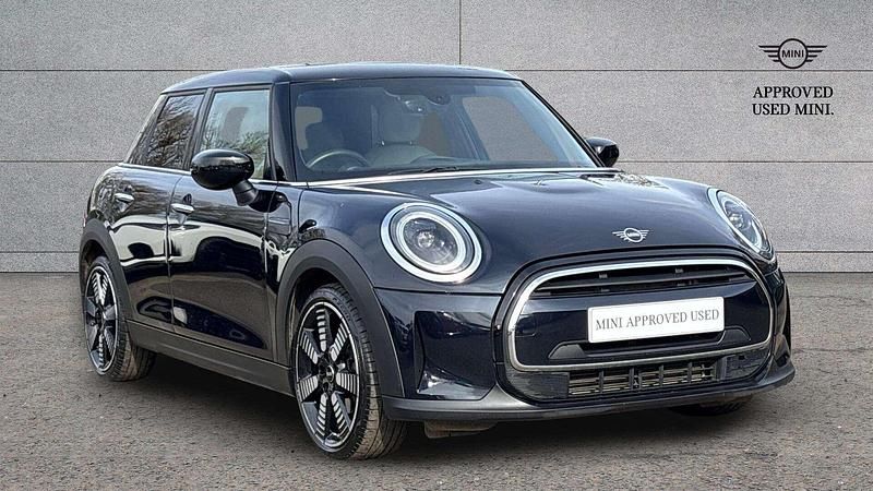 Used Mini Cooper Exclusive 134 HP (98 kW) 2022 Black Hatchback