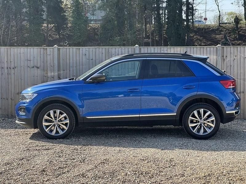 Usado VW T-Roc Design 150 HP (110 kW) 2018 Azul SUV