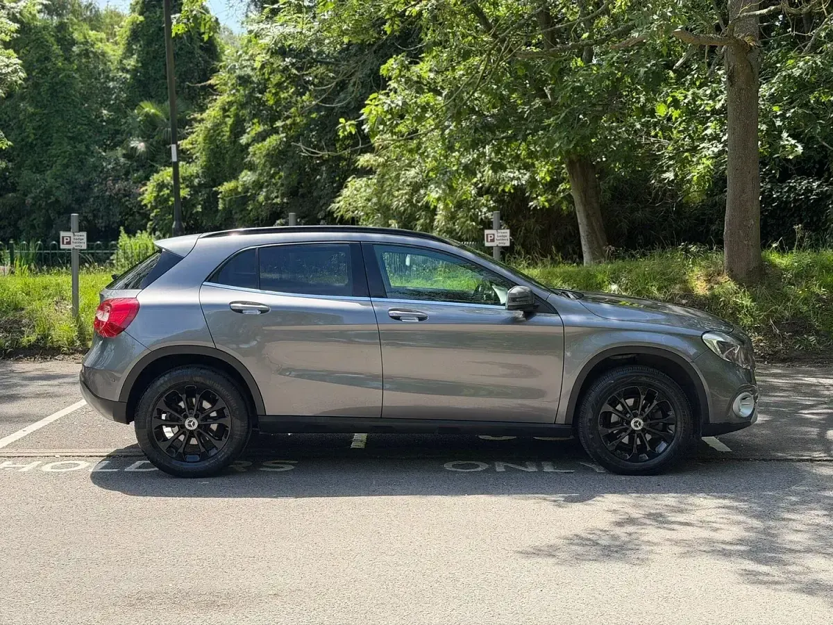 Used Mercedes GLA200 Executive 2017 Grey SUV