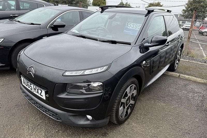 Black Used 2015 Citroën C4 Cactus Flair Hatchback | £5,395 (Fair price) - Image 1/1