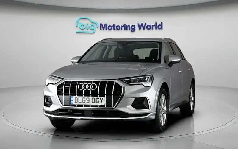 Used Audi Q3 Sport 150 HP (110 kW) 2020 Silver SUV