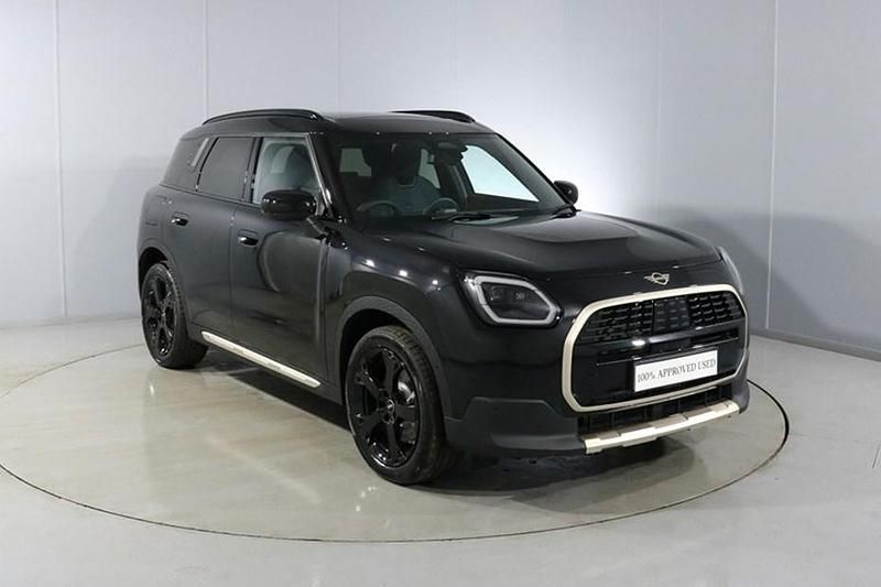 Black Used 2025 Mini Countryman Exclusive SUV | £32,290 (Expensive) - Image 1/1