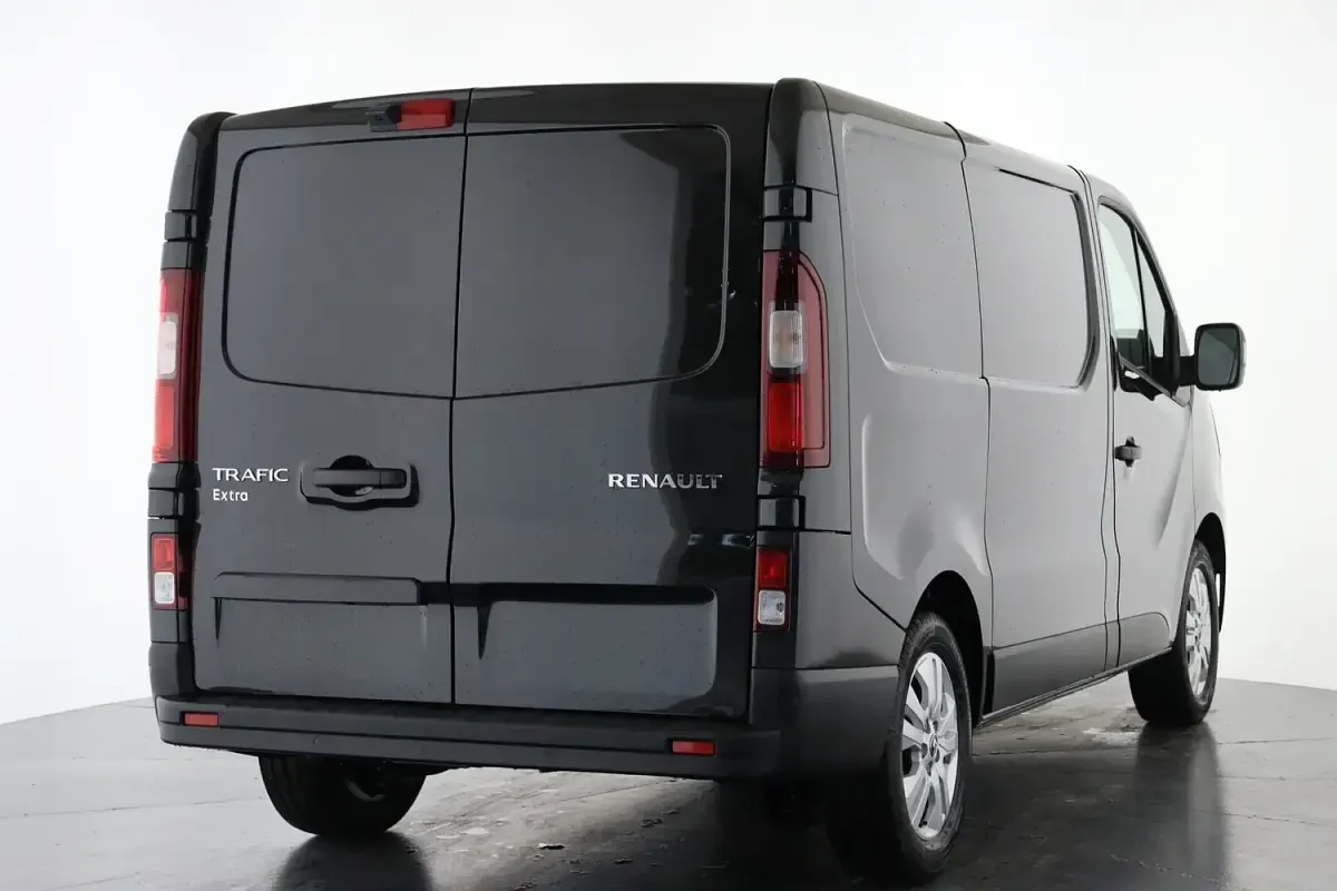 New Renault Trafic 2026 Black