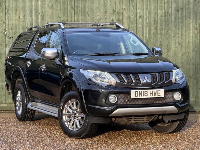 Black Used 2018 Mitsubishi L200 Pickup | £12,500 (Fair price) - Image 1/3