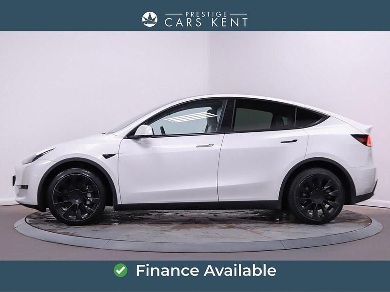 Used Tesla Model Y Long Range AWD 378 kW (514 HP) 2022 White SUV