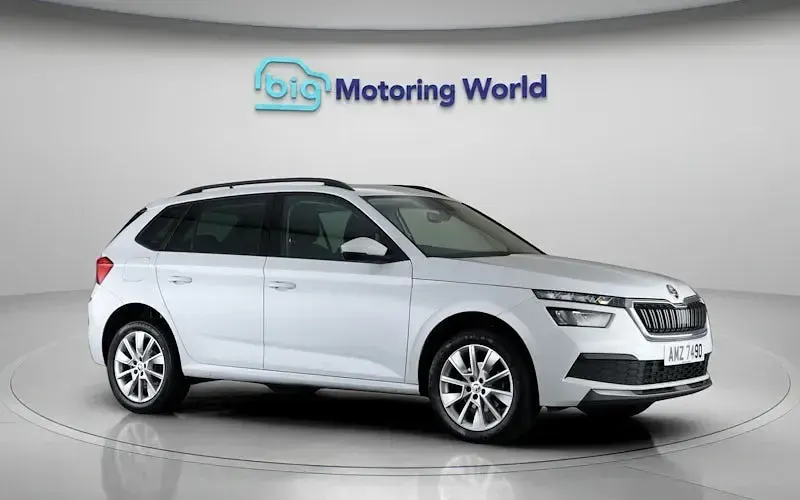 Used Skoda Kamiq SE Drive 95 HP (69 kW) 2023 White SUV