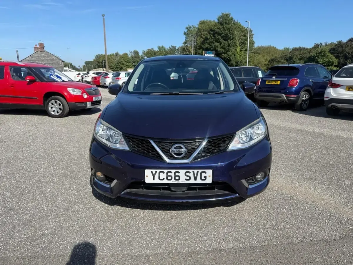 Used Nissan Pulsar Acenta 110 HP (80 kW) 2016 Blue Hatchback