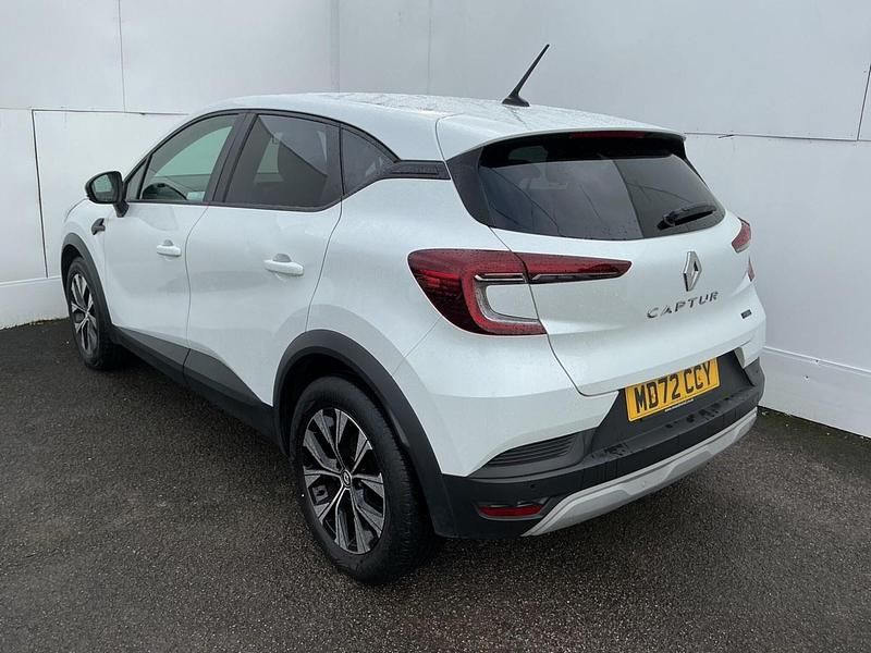 Used Renault Captur Evolution 2022 White SUV