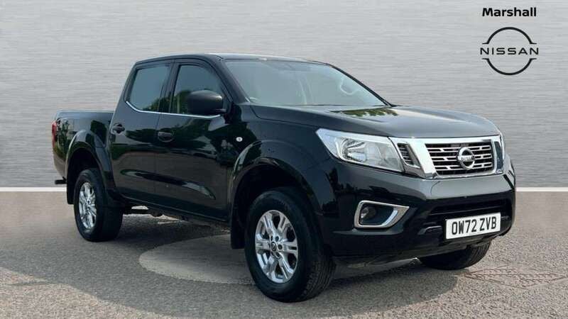 Black Used 2023 Nissan Navara Acenta Pickup | £22,702 (Good price) - Image 1/4