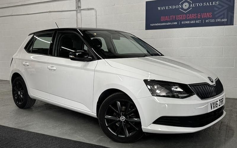 Used Skoda Fabia Colour Edition 90 HP (66 kW) 2017 Hatchback