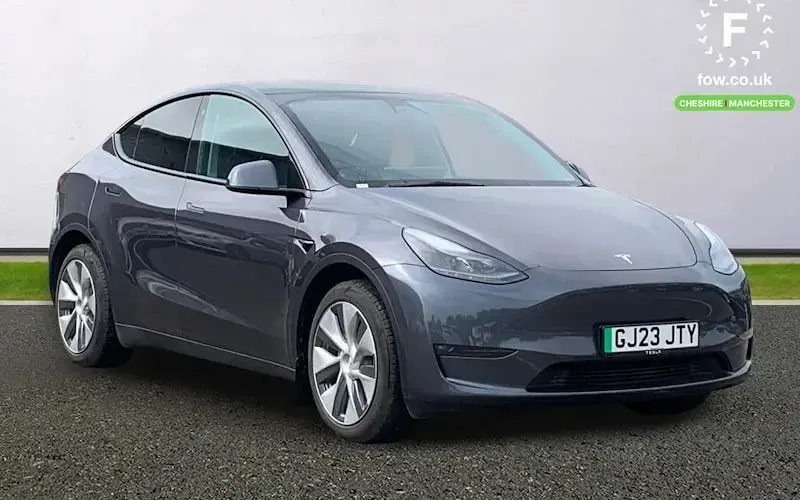 Used Tesla Model Y Long Range AWD 286 kW (389 HP) 2025 SUV