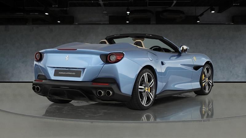 Used Ferrari Portofino 600 HP (441 kW) 2019 Azzurro california Cabriolet