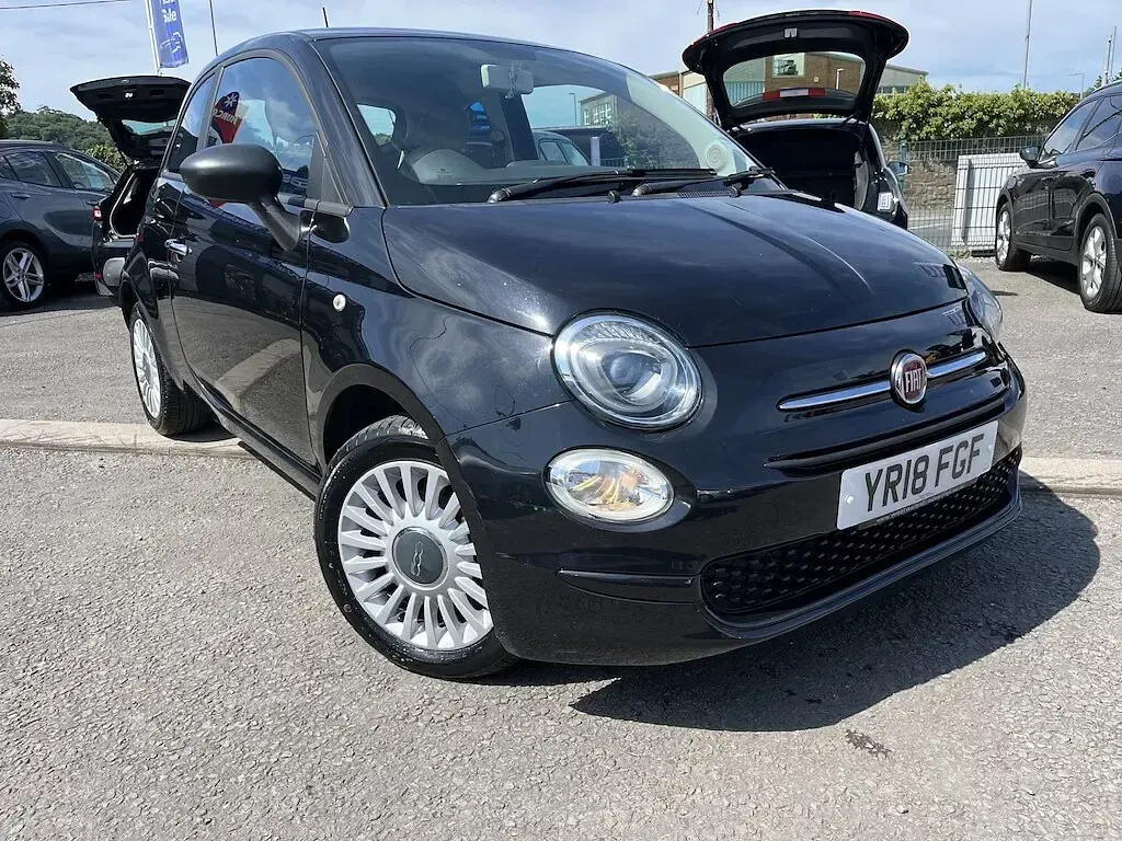 Used Fiat 500 Pop 69 HP (50 kW) 2018 Black Hatchback