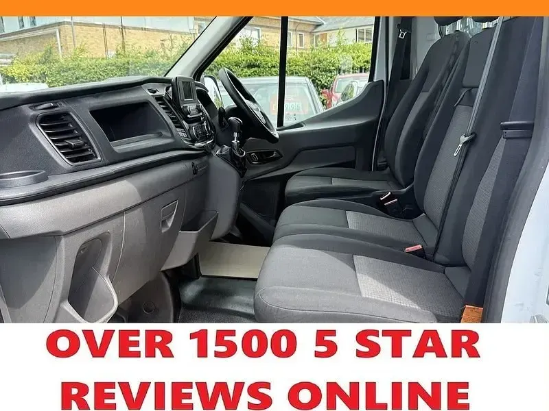 Usado Ford Transit 130 CV (95 kW) 2021 Blanco Descapotable