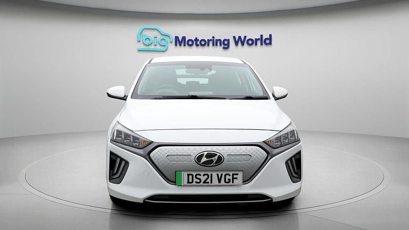 Used Hyundai Ioniq Premium 100 kW (136 HP) 2021 White Hatchback