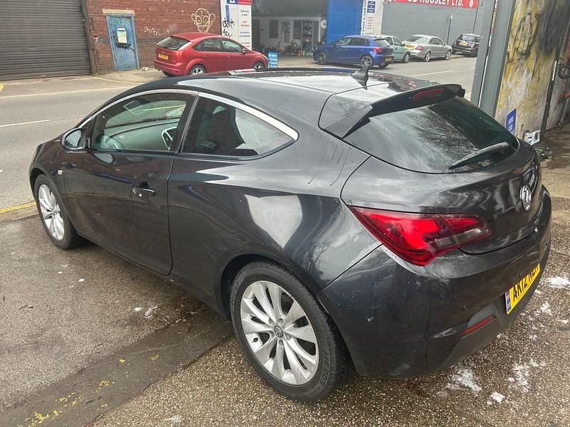 Used Vauxhall Astra GTC SRi 2012 Black Hatchback