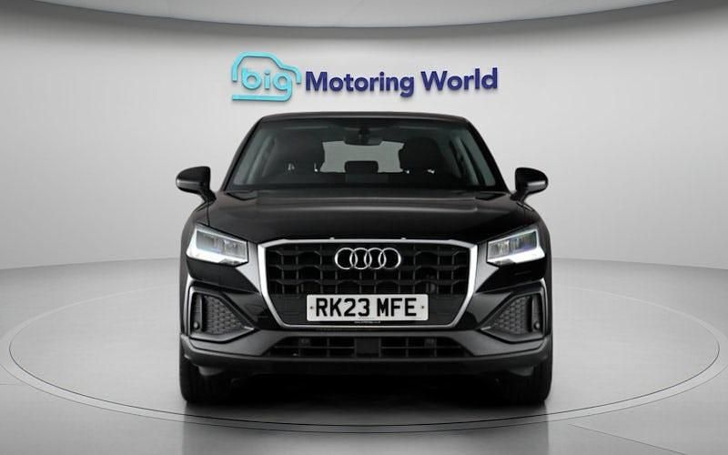 Begagnad Audi Q2 110 HK (80 kW) 2023 Svart SUV