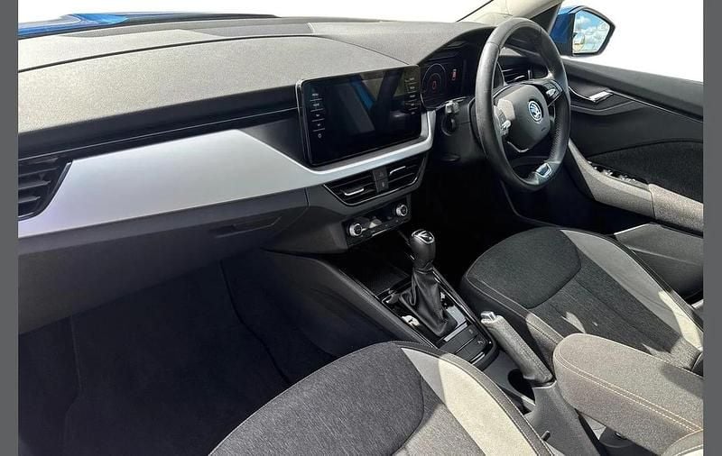 Used Skoda Kamiq SE L 147 HP (108 kW) 2021 Race blue metallic SUV