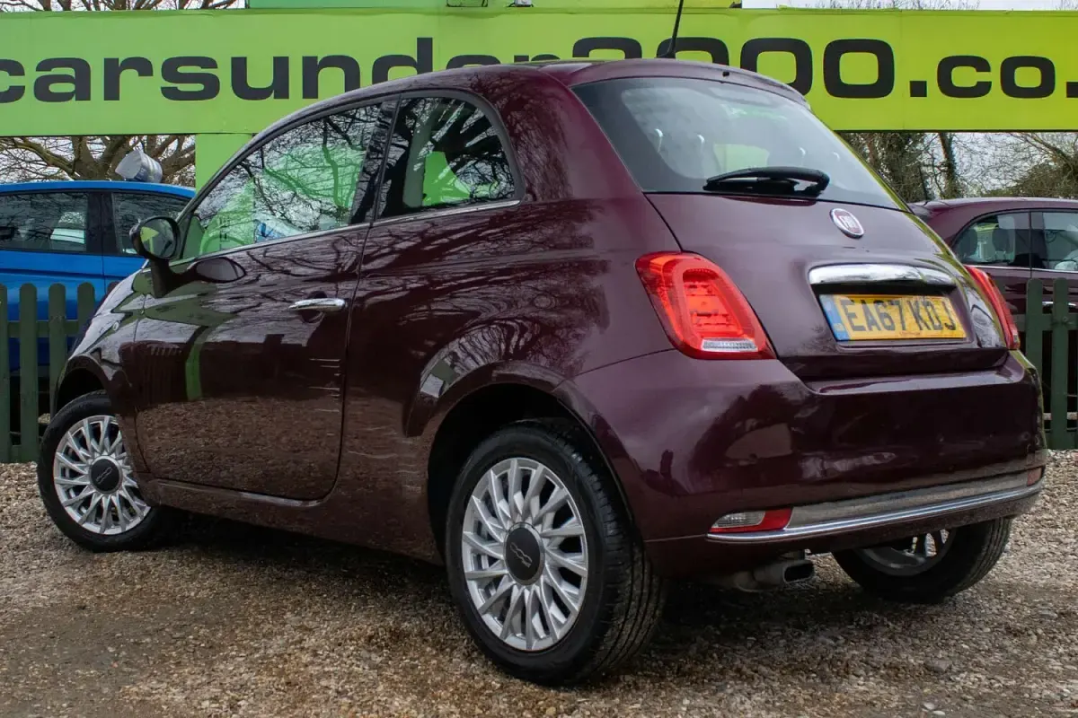Used Fiat 500 Lounge 69 HP (50 kW) 2018 Red Hatchback