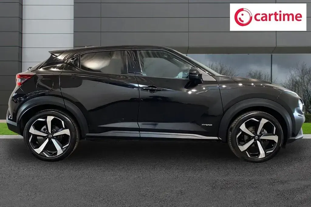 Used Nissan Juke Tekna 143 HP (105 kW) 2023 Black SUV