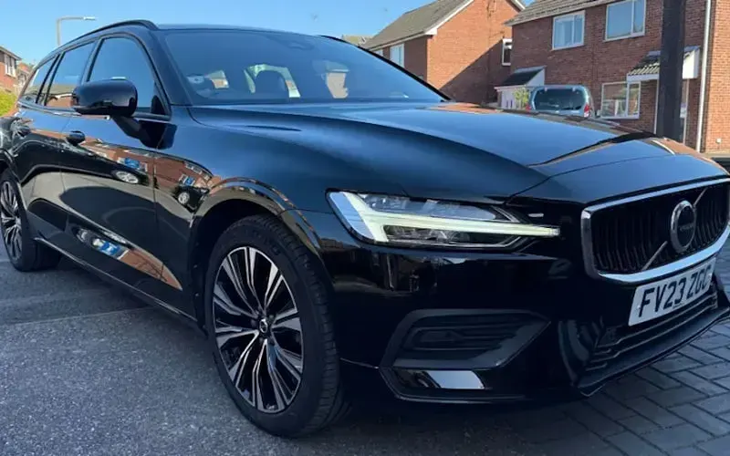 Usado Volvo V60 Core 163 HP (119 kW) 2022 Carrinha