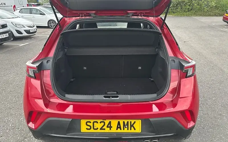Second-hand Vauxhall Mokka Ultimate 136 CP (100 kW) 2024 Roșu SUV