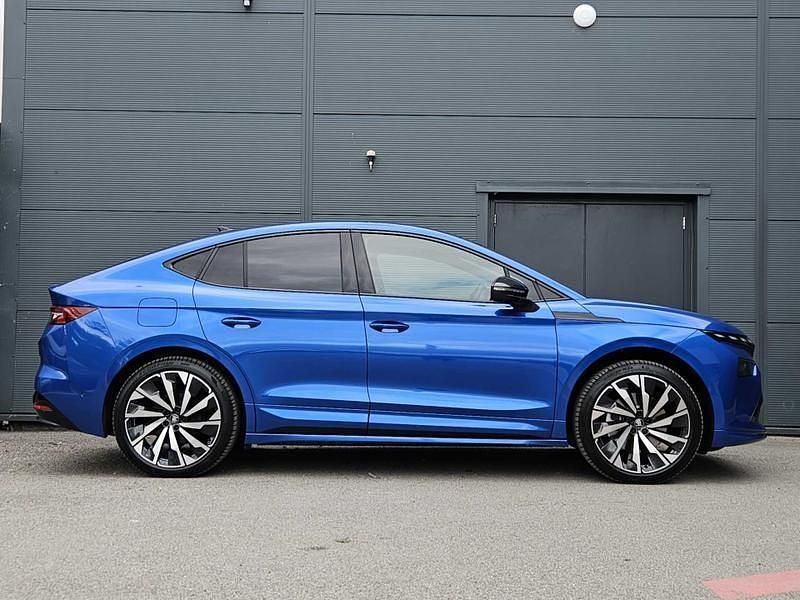 Used Skoda Enyaq iV SportLine 210 kW (286 HP) 2025 Blue SUV
