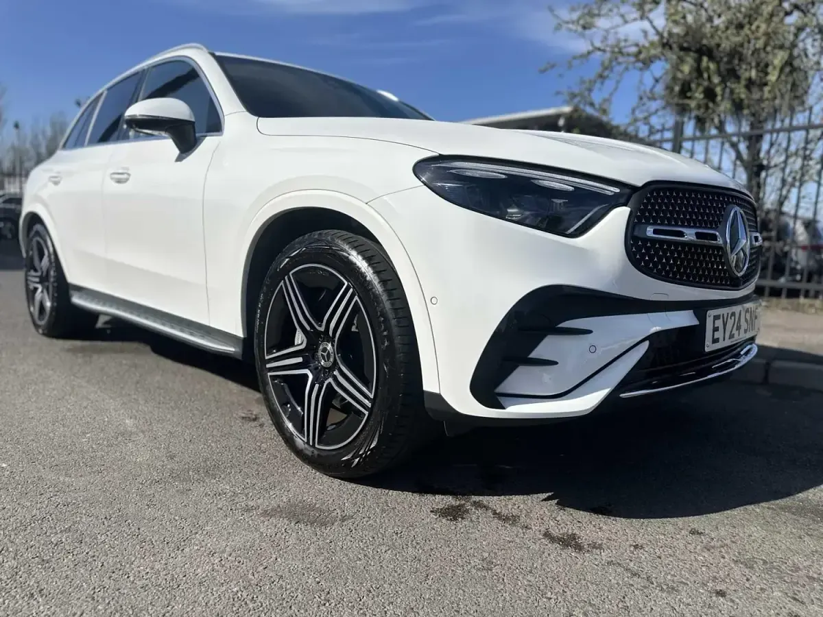 Usado Mercedes GLC300e AMG line 2024 Branco SUV