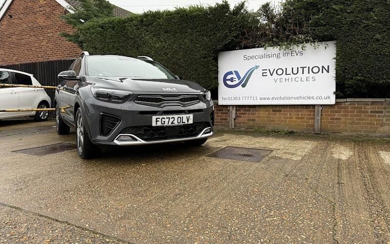 Used Kia Stonic GT-Line S 120 HP (88 kW) 2024 SUV