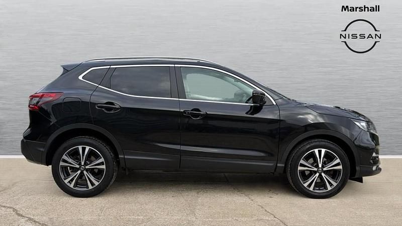 Used Nissan Qashqai N-Connecta 160 HP (117 kW) 2019 Black SUV