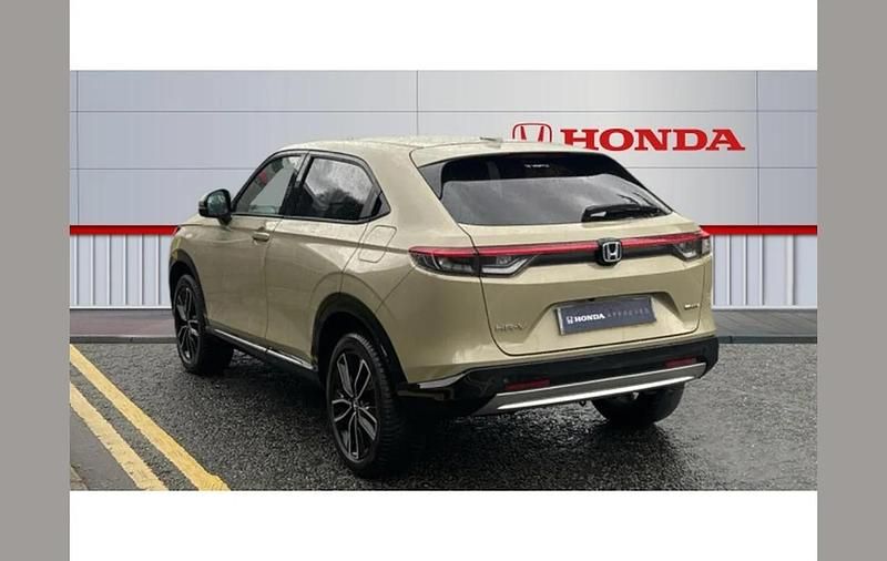 Used Honda HR-V Advance 131 HP (96 kW) 2021 Beige SUV