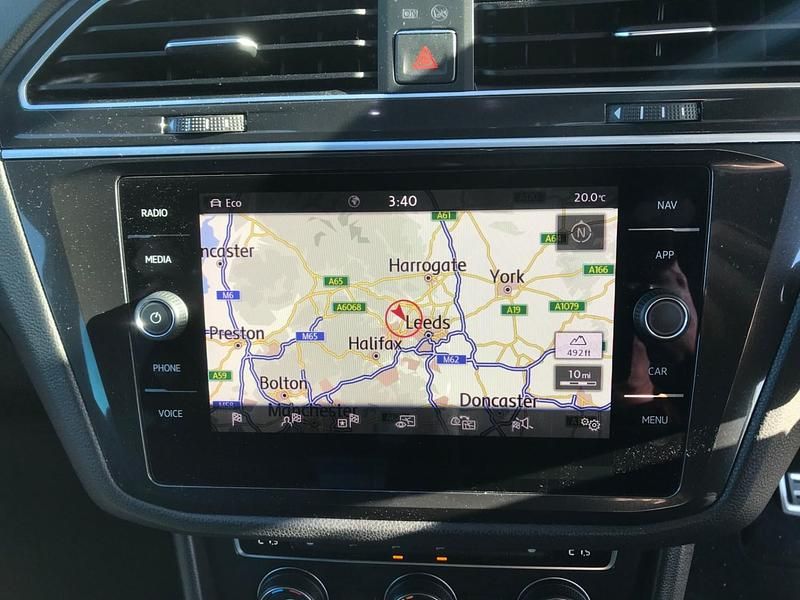 Used VW Tiguan R-line 190 HP (139 kW) 2018 White SUV