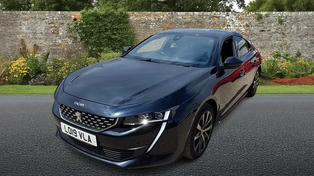 Used Peugeot 508 GT-line 130 HP (95 kW) 2019 Black Hatchback