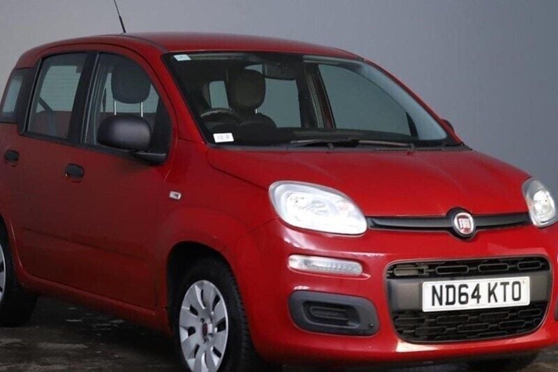 Red Used 2014 Fiat Panda Pop Hatchback | £2,499 (Fair price) - Image 1/1