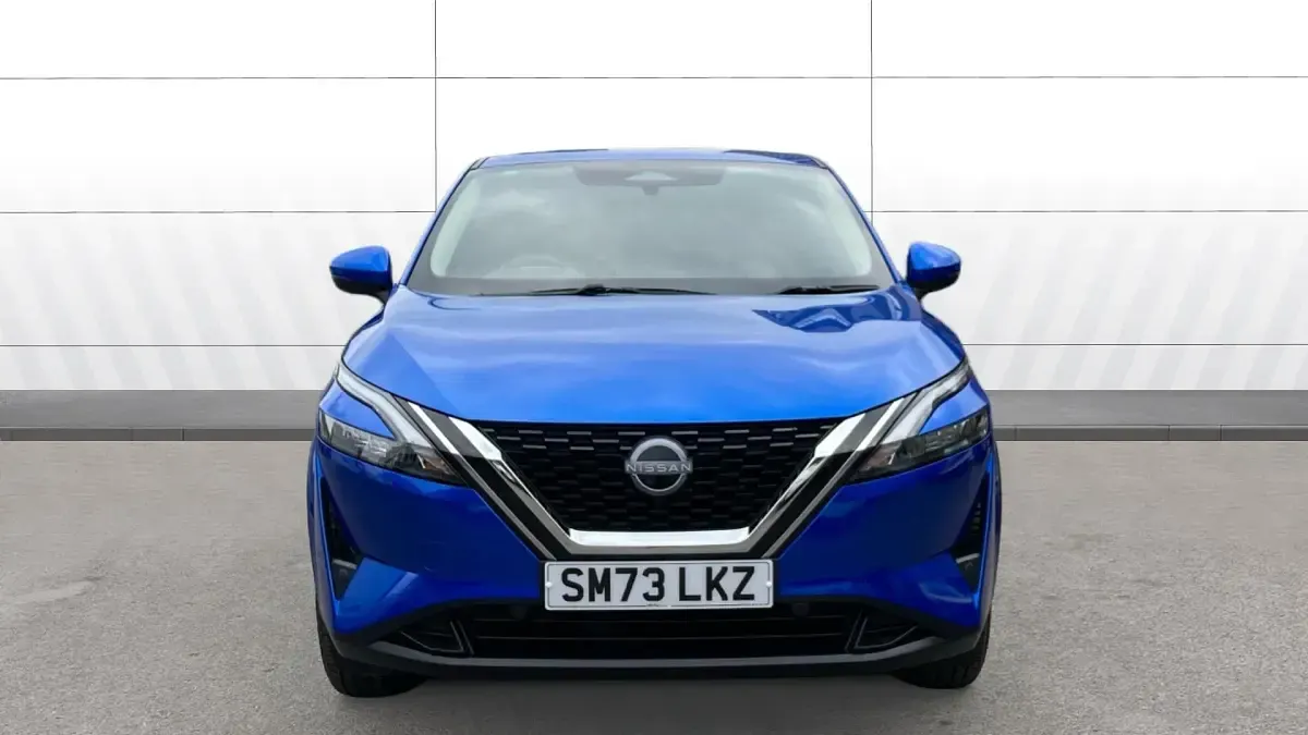 Used Nissan Qashqai Acenta Premium 158 HP (116 kW) 2023 Blue SUV