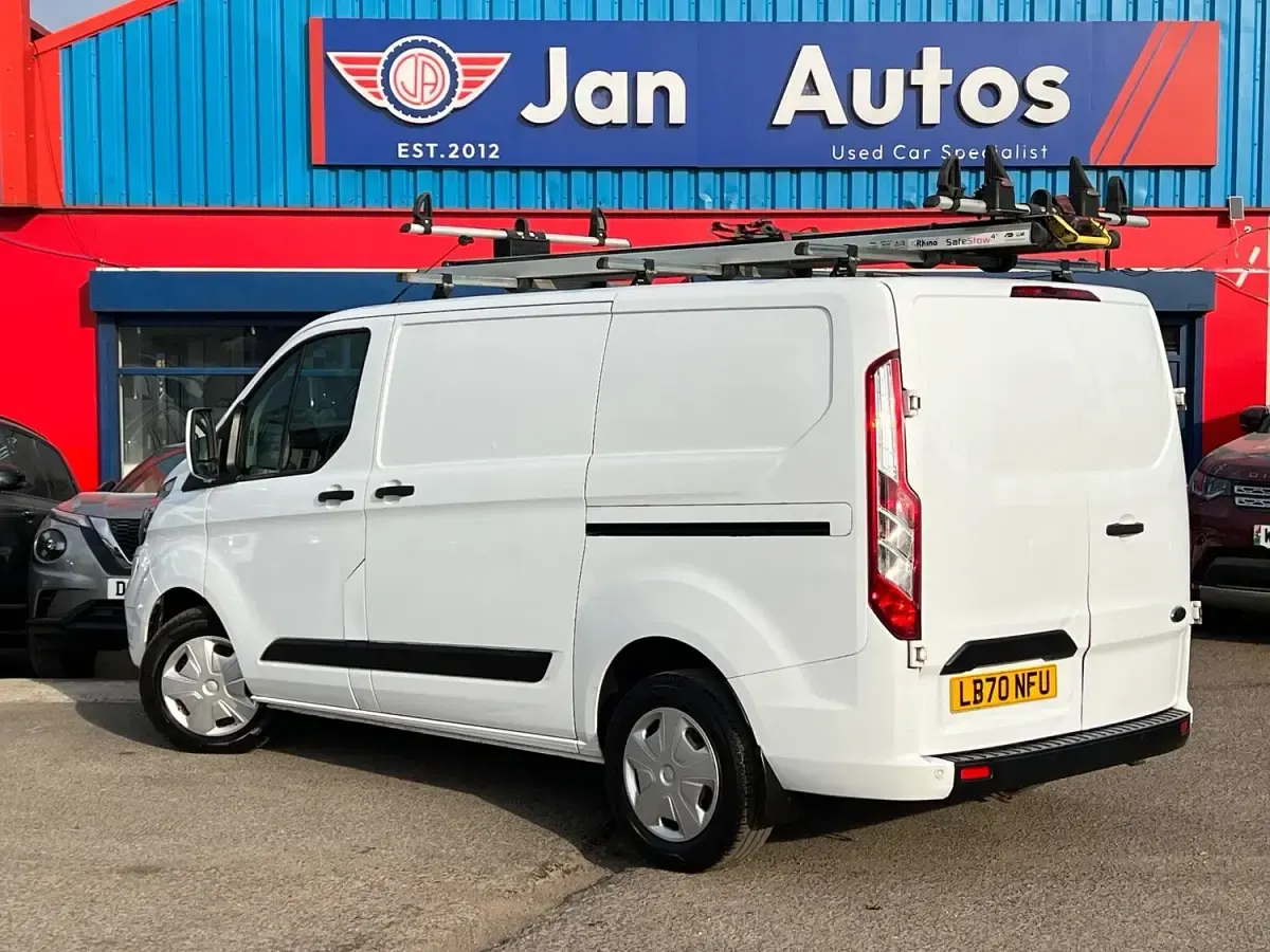 Used Ford Transit Custom Trend 126 HP (92 kW) 2021 White Van