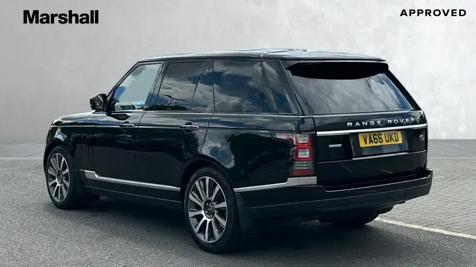 Used Land Rover Range Rover Autobiography 258 HP (189 kW) 2017 Black SUV