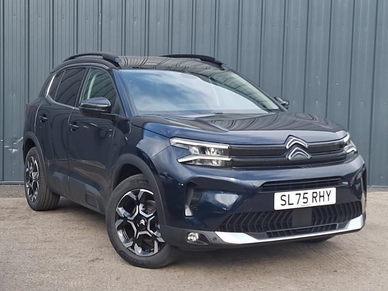 Metallic eclipse blue New 2025 Citroën C5 Aircross SUV | £25,498 (Fair price) - Image 1/4