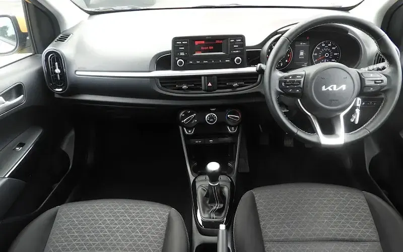 Used Kia Picanto 67 HP (49 kW) 2024 Hatchback