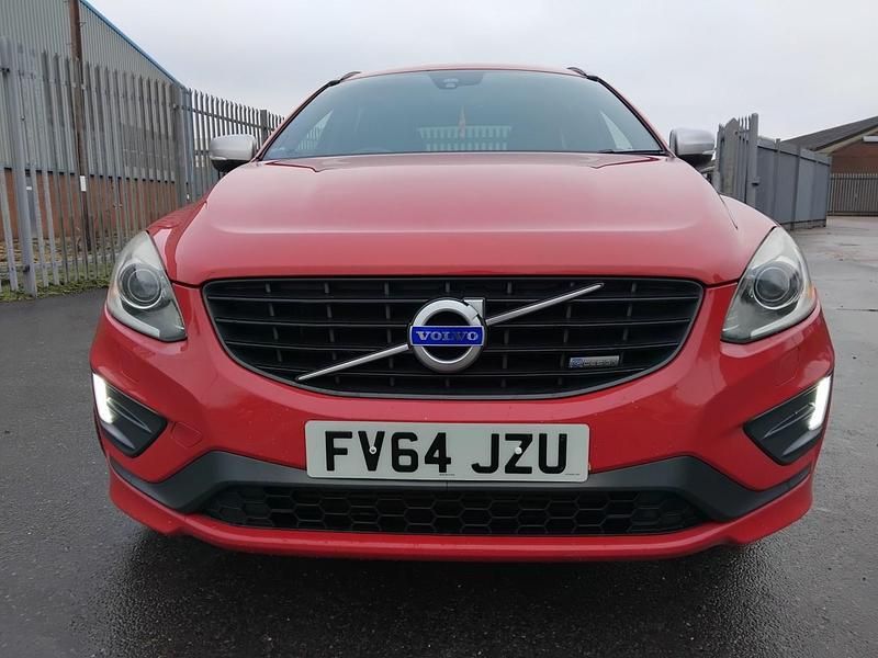 Used Volvo XC60 R-Design 181 HP (133 kW) 2014 Red SUV